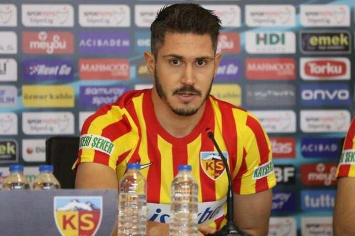 <p>Mert Çetin</p>

<p>Hellas Verona -> Kayserispor</p>

<p>Bonservis: Kiralık</p>

