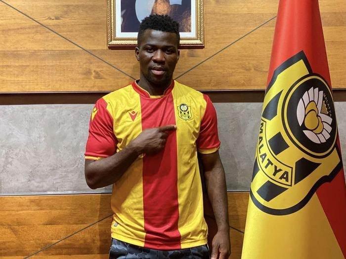 <p>Godfred Donsah</p>
<p>Crotone -> Yeni Malatyaspor</p>
<p>Bonservis: Bedelsiz</p>