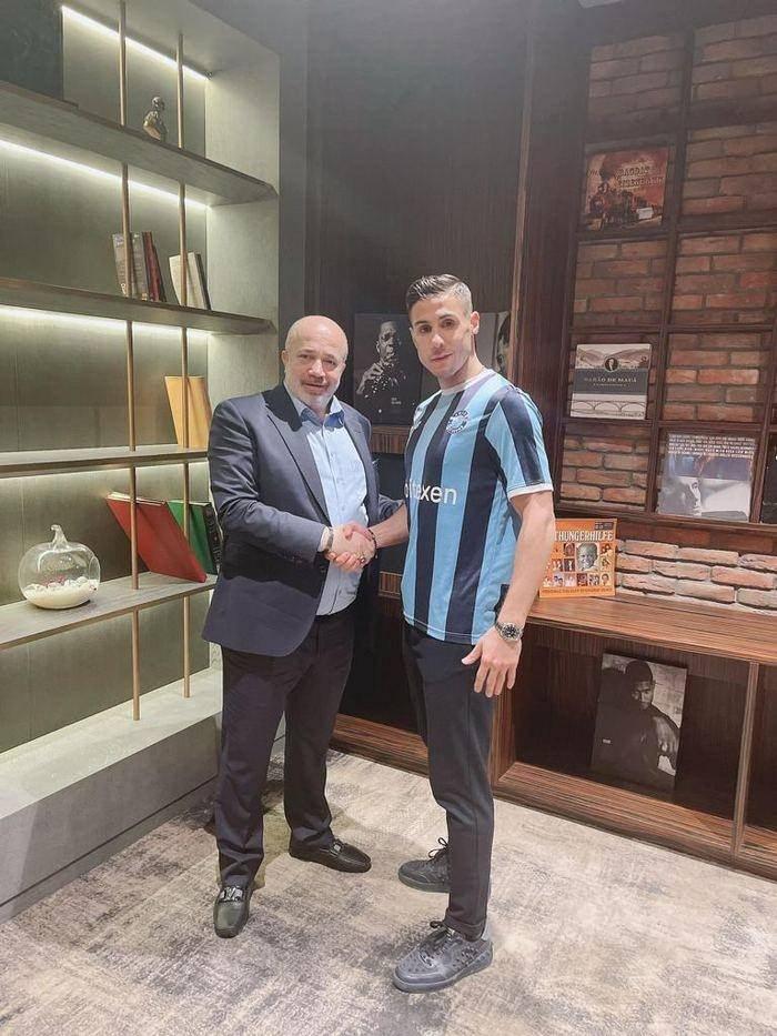 <p>Alper Uludağ</p>

<p>Konyaspor -> Adana Demirspor</p>

<p>Bonservis: Bedelsiz</p>
