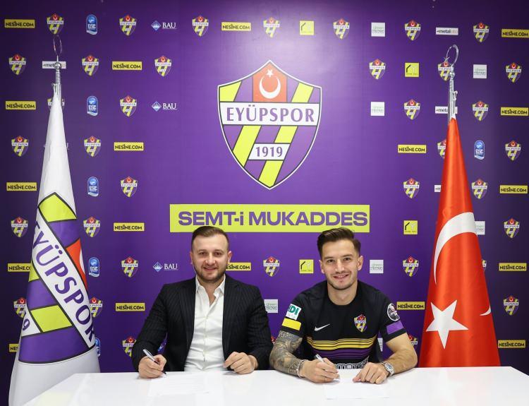 <p>Oğulcan Çağlayan</p>

<p>Galatasaray -> Eyüpspor,</p>

<p>Bonservis: Kiralık</p>

