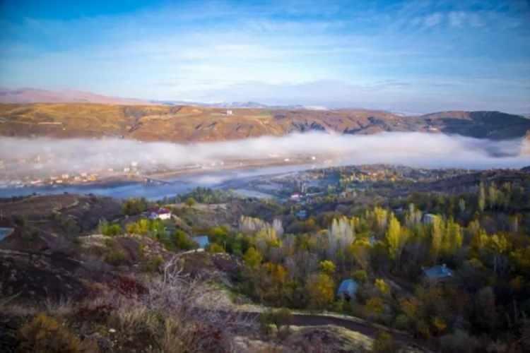 <p>Elazığ - 154 bin 649 kişi</p>
<p> </p>