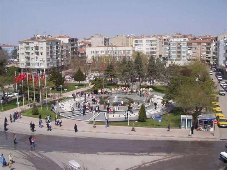 <p>Kırklareli - 113 bin 805 kişi</p>