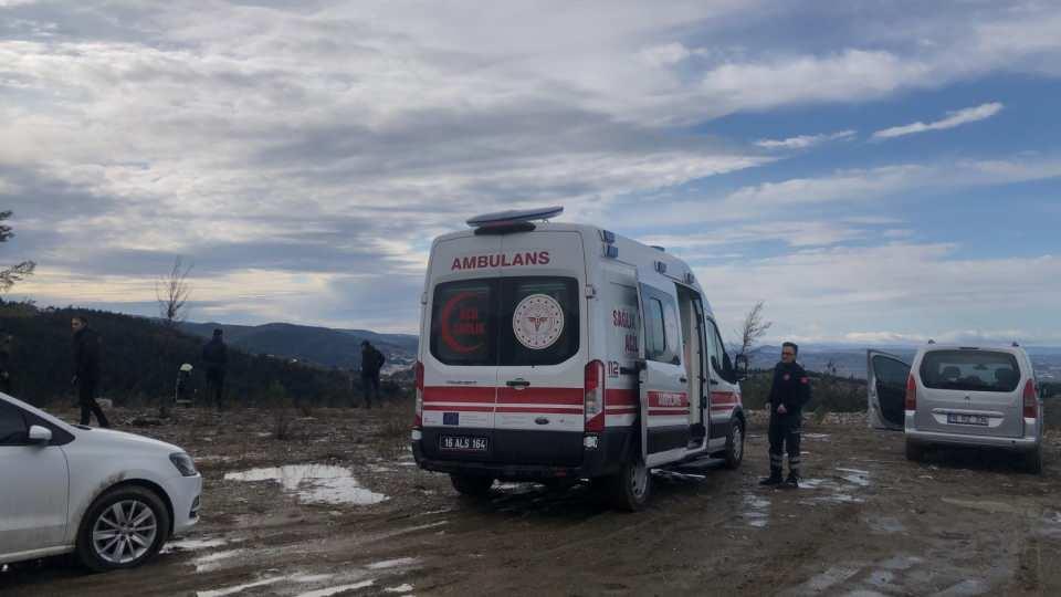 <p> Bursa’da Misi köyü olarak bilinen Gümüştepe Mahallesi civarında bir hava aracının düştüğü iddia edildi. Gelen ihbar üzerine bölgeye polis, itfaiye, sağlık ve kurtarma ekipleri sevk edildi.</p>

<p> </p>
