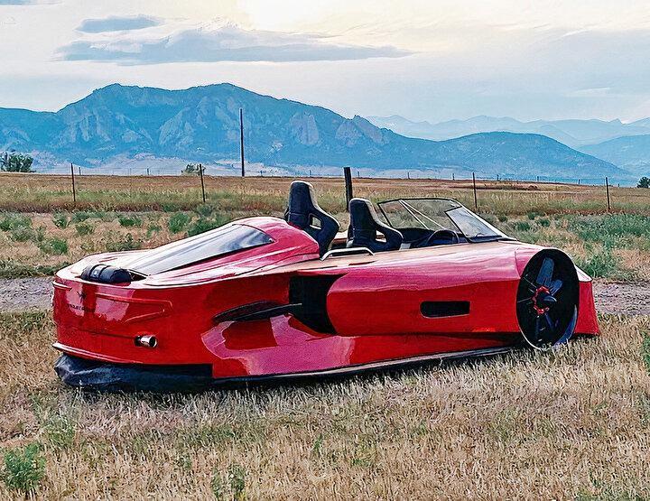 <p>Hovercraft isimli araçların ortaya çıktığından bu yana kontrolü zor araçlar olduğunu belirten Von Mercier yetkilileri, Arosa'nın kolay kontrol edilebilmesi için bazı değişiklikler yapıldığını belirtti.</p>
