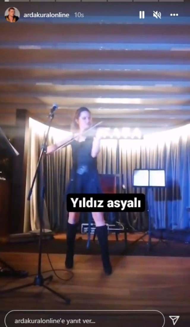 <p><strong>O anları sosyal medya hesabında paylaştı. </strong></p>