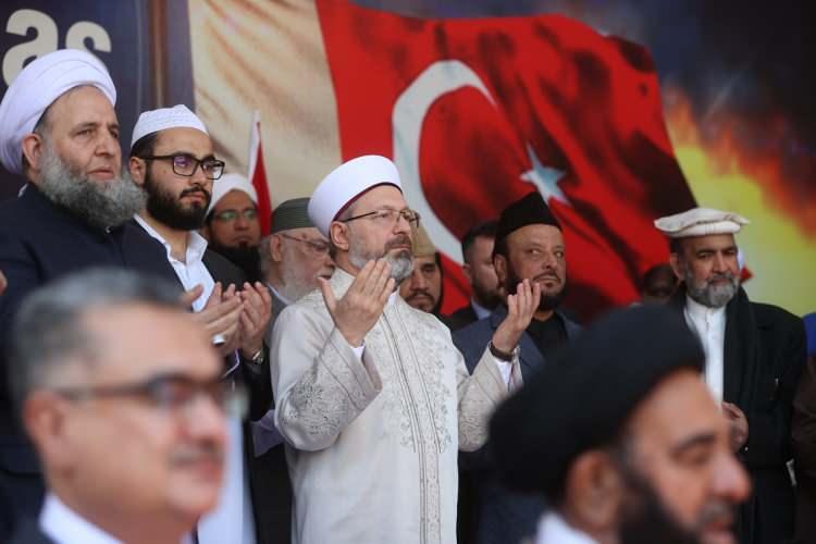 <p>Son olarak Han, Erbaş’ın ziyaretinin iki ülkenin dini kurumları arasındaki bağların güçlendirilmesine yardımcı olacağını kaydetti.</p>
