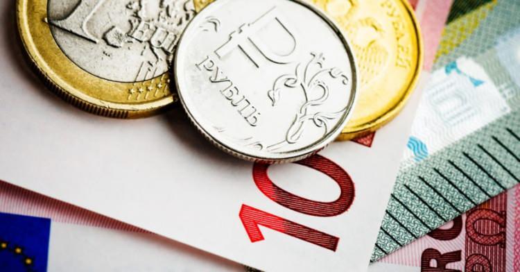 <p>ABD vadeli borsalarda yüzde 1 civarında düşüş yaşanırken, dolar endeksi 96 seviyelerinde yer aldı.</p>
