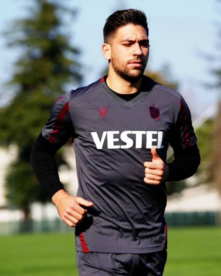 <p> TRABZONSPOR / ANASTASIOS BAKASETAS - 8 GOL</p>
