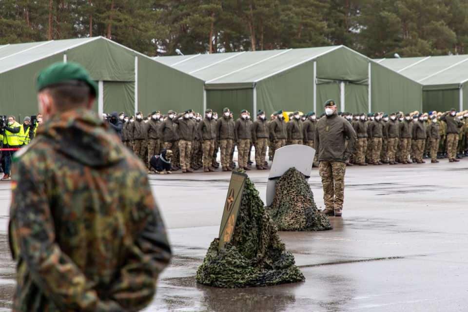 <p>37-HOLLANDA</p>

