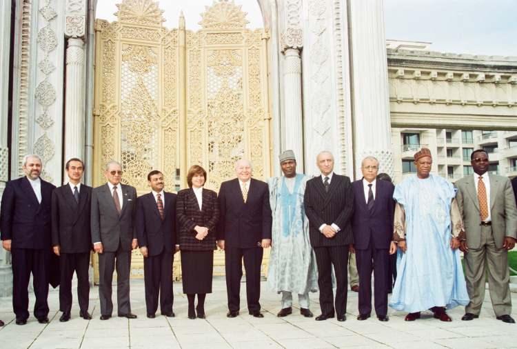 <p>Erbakan'ın bu sürede verdiği mücadele "dava" olarak adlandırıldı. Erbakan'ın "dava" için yetiştirdiği nesil, yeni Türkiye inşasında bunu temel aldı.</p>

<p> </p>
