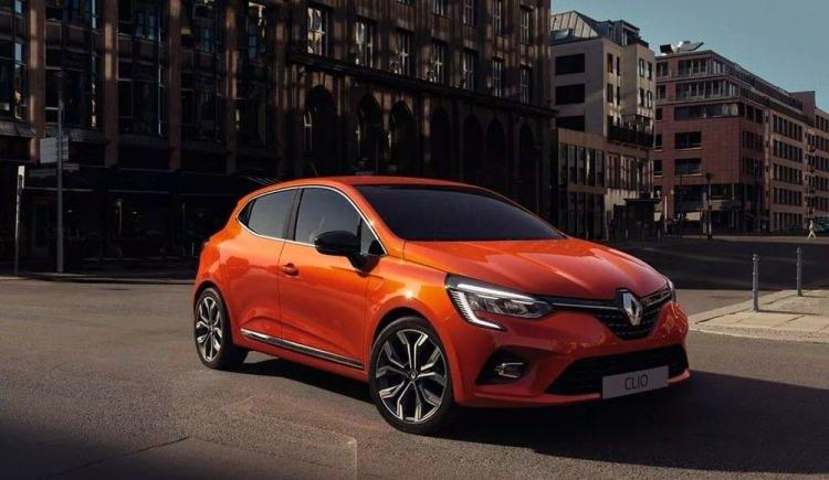 <p><strong>RENAULT</strong></p>
<p>Clio Joy 1.0 Sce 65 bg</p>
<p>Liste fiyatı 291.900 TL</p>
<p>Joy 1.0 TCe ECO 100bg - 320.900 TL</p>
<p>Joy 1.0 TCe X-Tronic 90 bg - 358.000 TL</p>
<p>Touch 1.0 TCe X-Tronic 90 bg - 363.900 TL</p>
<p>Icon 1.0 TCe X-Tronic 90 bg - 402.900 TL</p>