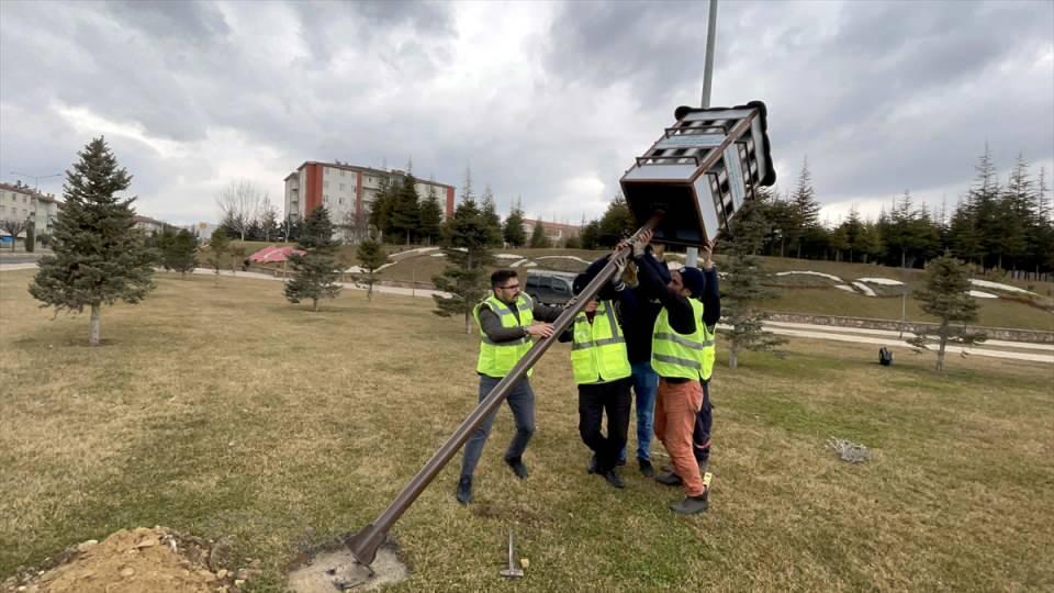 <p>Yuva sayısını daha da artıracaklarını dile getiren Aslantaş, projeden dolayı vatandaşlardan olumlu dönüşler aldıklarını aktardı.</p>

<p> </p>

