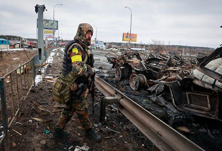 <p>Rus güçlerinin ayrıca 42 roketatar sistemi, 374 araç, 60 yakıt aracı, 11 hava savunma sistemi ve 3 İHA kaybettiği aktarılan açıklamada, bu rakamlara devam eden çatışmaların bilgilerinin dahil edilmediği kaydedildi.</p>

<p> </p>
