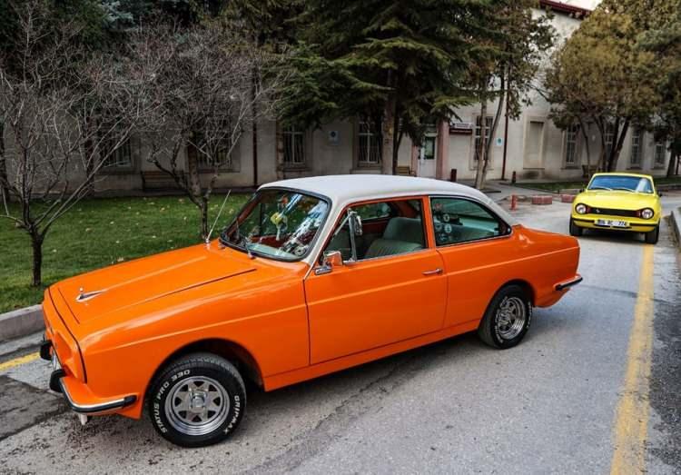 <p>Ayrıca, Bostancı'nın garajında hazırlanan 1973 model bir Anadol STC'nin yarışacağı ve daha önce bu yılın nisan ayında gerçekleşeceği duyurulan Pekin-Paris Klasik Otomobil Rallisi'nin, Kovid-19 salgını nedeniyle 2023 yılının nisan ayına ertelendiği öğrenildi.</p>

<p> </p>
