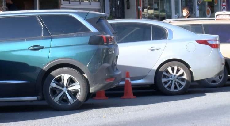 <p>Ziya Alp Gülan, çip krizinin ötelenmiş taleple birleştiğini ve o sebeple bu senenin de yoğun bir talep ve kısıtlı bir arzla geçeceğini tahmin ettiklerini söyledi.</p>