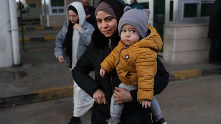 <p>Türkiye`ye teşekkür eden Kurtseyit, "Türkiye Cumhuriyeti hep bizim yanımızda. Hem sürgünden kaçış zamanında hem işgal zamanında Türkiye hep bize destek oldu. Her zaman bize en yakın onlar oldu." dedi.</p>