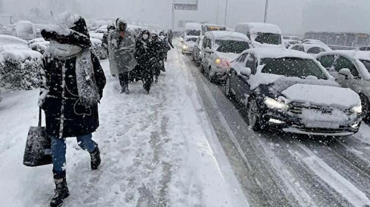 <p>Soğuk hava dalgasının, Türkiye'de 35 yıl aradan sonra da bir ilke neden olacağı iddia edildi</p>