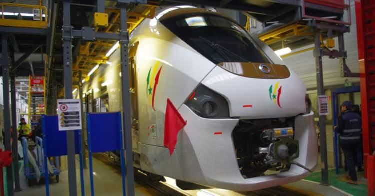 <p>Alstom'dan yapılan açıklamada, Ukrayna-Rusya savaşıyla birlikte Rusya'ya karşı alınan yaptırımlar kapsamında, bu ülkeye gerçekleştirdikleri teslimatlar ile gelecekteki yatırımları askıya aldıkları belirtildi.</p>
