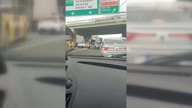 <p>28 Ekim'de Kağıthane'de İETT otobüsü otomobilin çarpışması sonucu 1 kişi yaralandı.</p>
