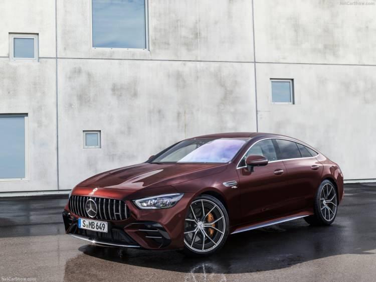 <p>Yeni <strong>Mercedes-AMG GT 43</strong> 4MATIC+ Performance<strong> 4.959.500 TL'</strong>den satılırken,<strong> Mercedes-AMG GT 53</strong> 4MATIC+ Performance modeli <strong>5.802.000 TL</strong>'den satışa sunuldu. </p>
<p> </p>