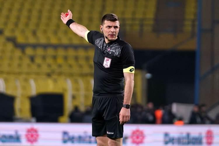 <p><strong>Ümit Öztürk</strong></p>
