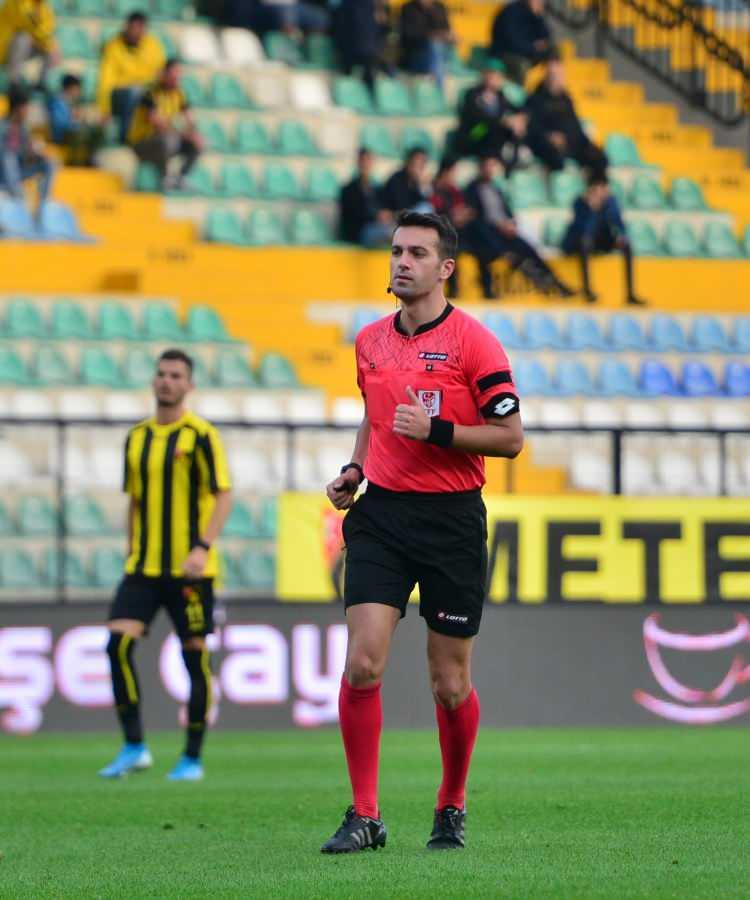 <p><strong>Kadir Sağlam</strong></p>

