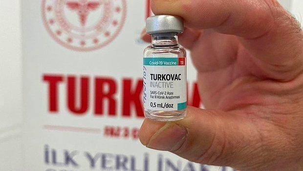 <p>Kovid-19 ile mücadeleye en önemli katkılarından biri de yerli aşı <a href="https://www.aa.com.tr/tr/koronavirus/turkovac-kovid-19a-yakalanma-oranini-coronavaca-gore-yaklasik-yuzde-50-azaltti/2471781" target="_blank">TURKOVAC</a> ile verildi. Erciyes Üniversitesi Tıp Fakültesi Tıbbi Mikrobiyoloji Ana Bilim Dalı Öğretim Üyesi Prof. Dr. Aykut Özdarendeli ve ekibi tarafından geliştirilen yerli aşı, dünyadan aşıya erişemeyen birçok ülkeye de gönderiliyor.</p>
