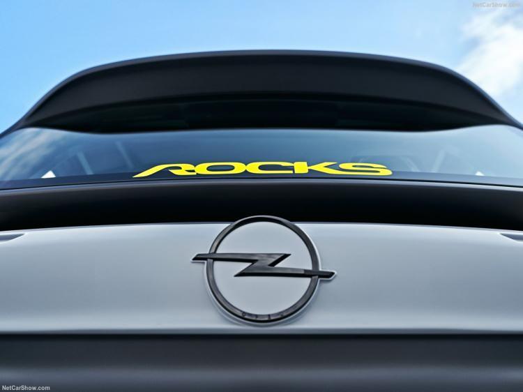 <p>Alman otomotiv markası Opel yeni küçük şehir otomobilini tanıttı.</p>
