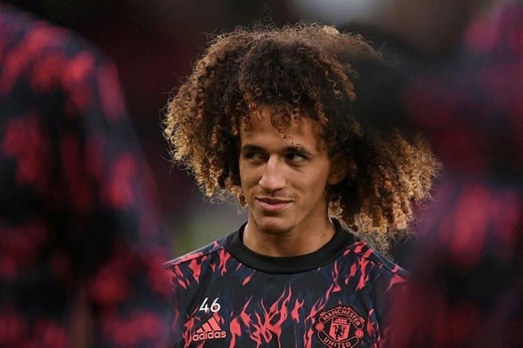 <p><strong>22. Hannibal Mejbri</strong></p>
<p>Manchester United U23 takımında forma giyen Tunus asıllı 19 yaşındaki Mejbri, on numara mevkide görev alıyor.</p>