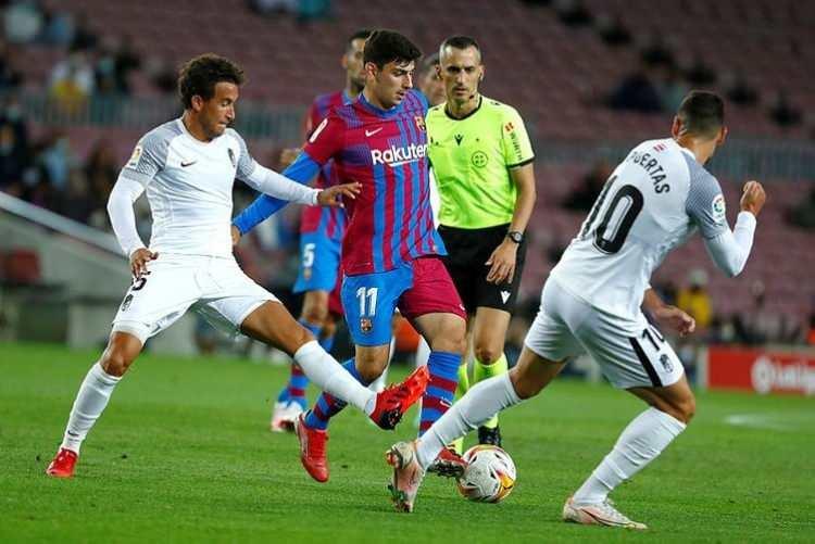 <p>13. Yusuf Demir</p>

<p>Geçtiğimiz sezon Barcelona'da oynayan Türk asıllı Avusturyalı futbolcu Yusuf Demir, Rapid Wien'de sağ kanat olarak forma giyiyor.</p>
