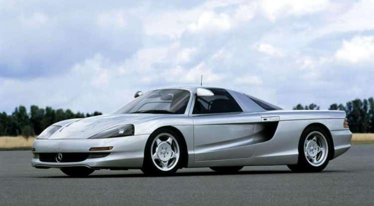 <p><strong>MERCEDES-BENZ C112</strong></p>
<p>Konsept araç, 1991’deki Frankfurt Motor Show'da ortaya çıktı. Konsept araçtan çok markanın gelecek teknolojilerini barındıran bir modeldi. </p>