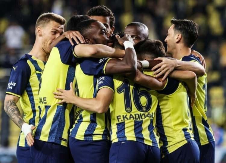 <p>Fenerbahçe</p>

<p>200 milyon 600 bin TL</p>
