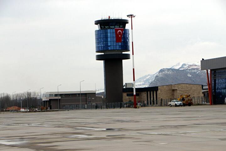 <p>Yıllık 2 milyon yolcuya hizmet verecek şekilde planlandı.</p>
<p> </p>