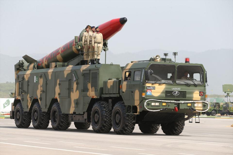 <p><strong>PAKİSTAN ORDUSU VE ASKERİ GÜCÜ</strong></p>

<p>Toplam Askeri Personel: 1.204.000 bin kişi</p>
