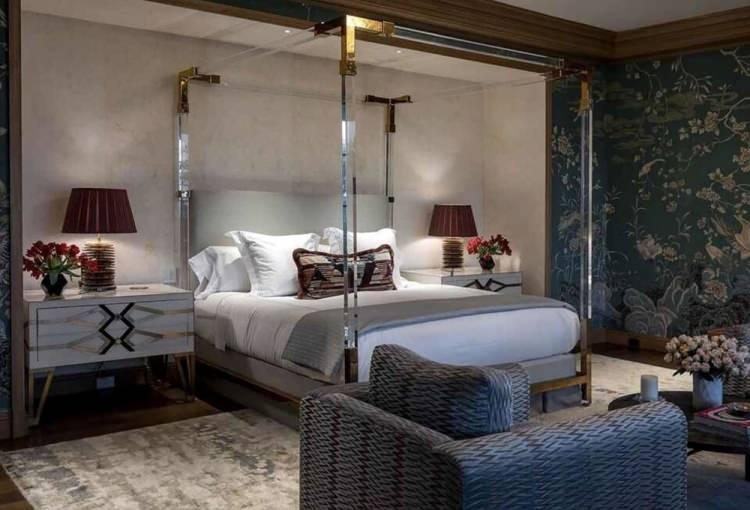 <p><span style="color:#FF0000"><strong>İşte, tasarımıyla g&ouml;renleri kendine hayran bırakan 50 milyon TL değerindeki malikanenin i&ccedil;inden g&ouml;r&uuml;nt&uuml;ler...</strong></span></p>
