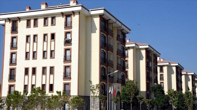 <p><strong>7) Konut sektöründe KDV iadesi azalacak mı?</strong></p>

<p>Yapılacak bu düzenlemelerin en önemli sonucu, konut sektöründe orta vadede KDV iadelerini azaltacak olması. Bekleyip göreceğiz.</p>

<p><strong>KAYNAK: NTV</strong></p>
