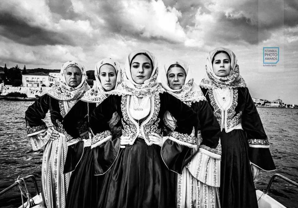 <p>Anadolu Ajansı (AA) tarafından foto muhabirlerini desteklemek amacıyla bu yıl sekizincisi düzenlenen uluslararası fotoğraf yarışması "Istanbul Photo Awards"da kazananlar açıklandı. </p>
