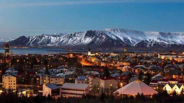 <p>Reykjavik (İzlanda)</p>

<p> </p>
