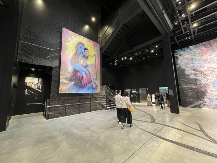 <p>Japonya'da labirenti andıran iç yapısı ve dikeylik kazandırılan raf uçurumlarıyla "Kadokawa Kültür Müzesi" (KadCul) sanatseverlerin ilgisini çekiyor.</p>
