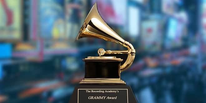 <p><strong>Olivia Rodrigo ve Foo Fighters üçer Grammy ile törenin öne çıkan isimleri oldu. </strong></p>

<p><strong>Fakat geçtiğimiz günlerde Foo Fighters'ın davulcusu Taylor Hawkins'in geçen hafta 50 yaşında hayatını kaybetmesinin ardından 2022 Grammy Ödülleri'ne katılmayacağı duyurulmuştu.</strong></p>
