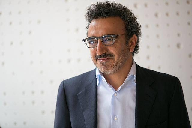 <p><strong>3- HAMDİ ULUKAYA</strong><br />
<br />
Serveti: 2.4 milyar dolar<br />
<br />
Forbes sıralaması: 1292</p>
