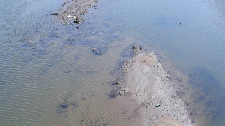 <p>Tunca Nehri'nin Suakacağı istasyonunda Yapılan ölçümler endişe veren tabloyu gözler önüne serildi.</p>
