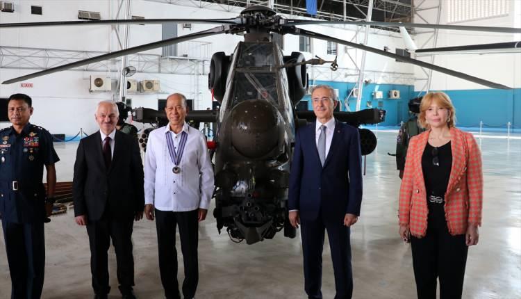 <p>Lorenzana, Atak helikopterinin Filipinler'in terörle mücadelesine destek vereceğini belirterek, "Filipin Hava Kuvvetlerinin rüyası gerçekleştiği için çok mutluyum ancak evimizi tam olarak donatmak için hala uzun bir yolumuz var." dedi.</p>
<p> </p>