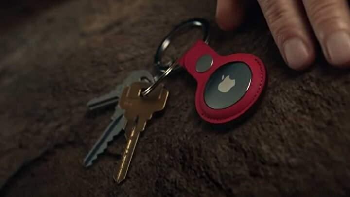 <p><strong>GOOGLE GELİŞTİRME YAPIYOR</strong></p>
<p>Aralık ayında Apple, Android kullanıcılarını AirTag takipçilerinden korumak için kullanabilecekleri Tracker Detect uygulamasını yayınlamıştı.</p>