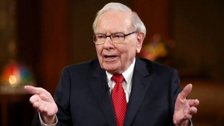 <p><strong>5- WARREN BUFFETT: 118 MİLYAR DOLAR </strong><br />
Finans ve yatırım (ABD)</p>