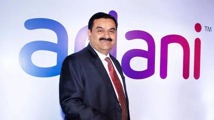 <p><strong>11- GAUTAM ADANİ: 90 MİLYAR DOLAR</strong><br />
Altyapı ve diğer sektörler (Hindistan)</p>
