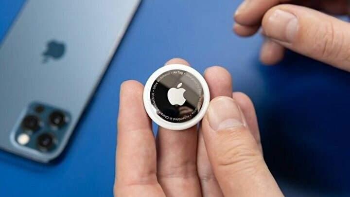 <p><strong>APPLE SORUNUN FARKINDA</strong></p>
<p>iPhone'lar yakındaki istenmeyen AirTag'leri zaten otomatik olarak algılasa da, Apple şubat ayında yaptığı açıklamada, bu önemli sorunu azaltmak için şirketin daha fazlasını yapacağını belirtti.</p>