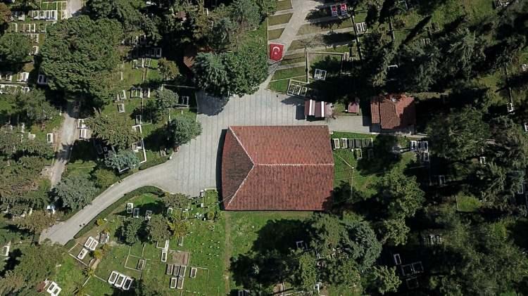 <p> İnanç turizmi de bunların önemli bir bölümünü oluşturuyor. Samsun`umuz ahşap camiler konusunda Türkiye`nin en zengin ilidir. Göğceli Camisi ise ayakta kalmış en eski ahşap camisidir. Bu mabedi bize hediye eden ecdadımızı hayırla yad ediyoruz."</p>
