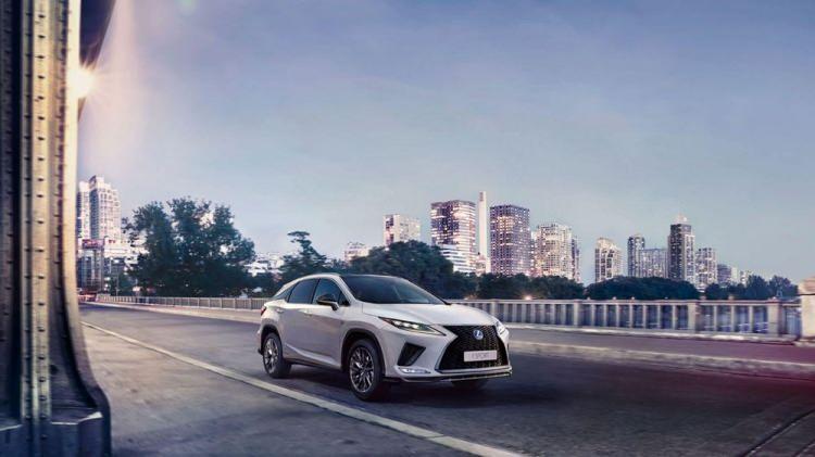 <p><strong>LEXUS </strong>- 35 adet satıldı</p>

<p>En çok satan modeli RX: 24 adet</p>
