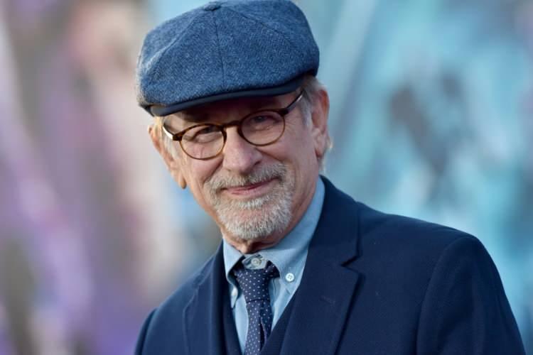 <p><strong><span style="color:#0000CD">Hollywood sinemasının efsane yönetmeni Steven Spielberg, 3.7 milyar dolarlık servetiyle listede 801. sırada.</span></strong></p>
